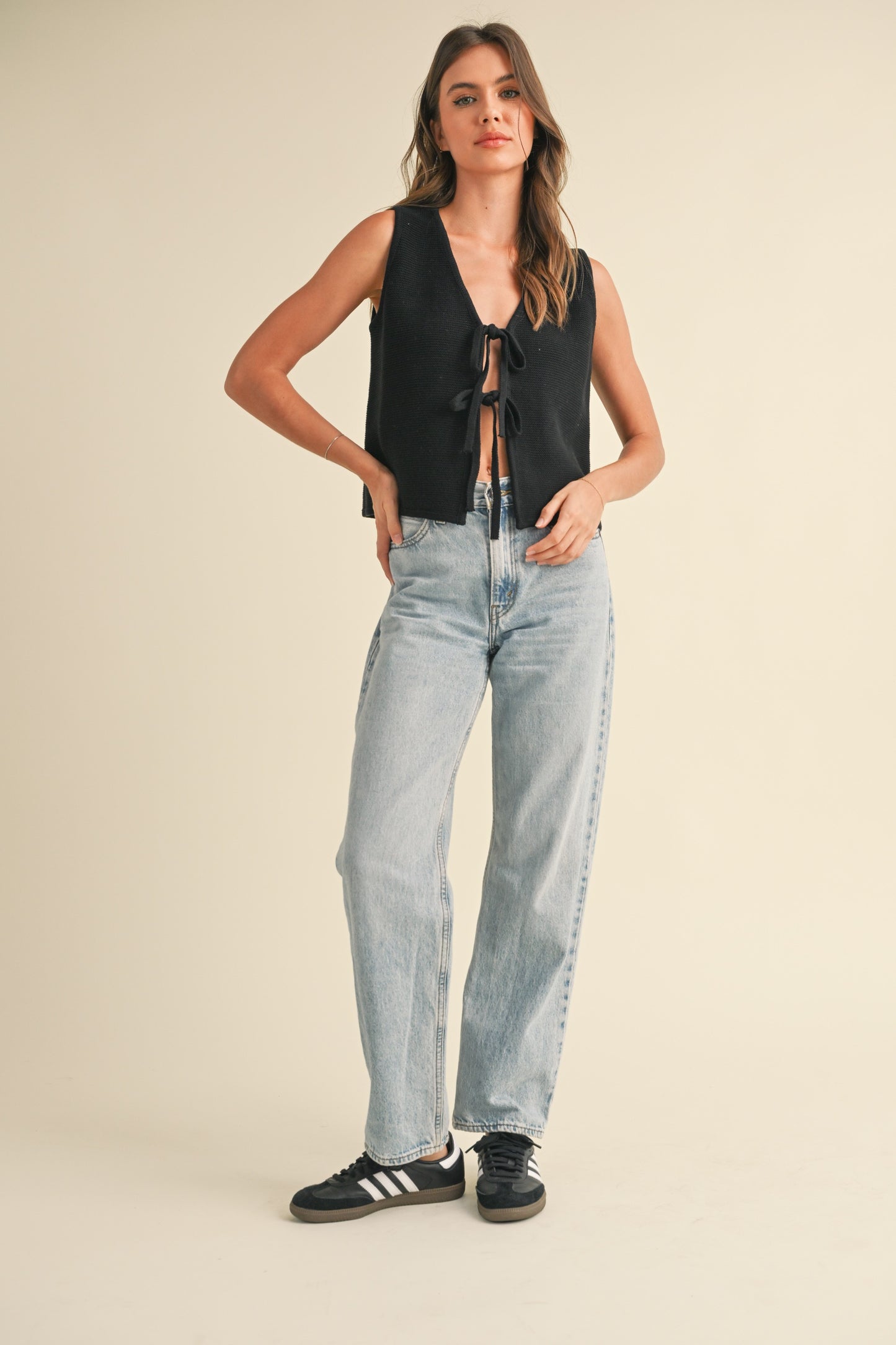 Tie Front Knit Vest- Black