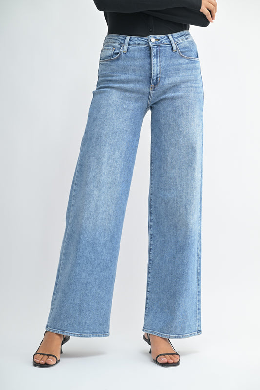 Betsy Wide Leg Jean- Medium Wash
