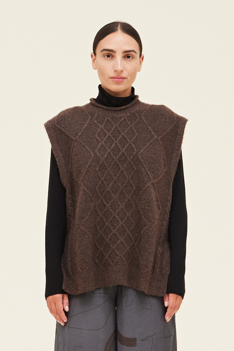Cable Sweater Vest- Dark Umber
