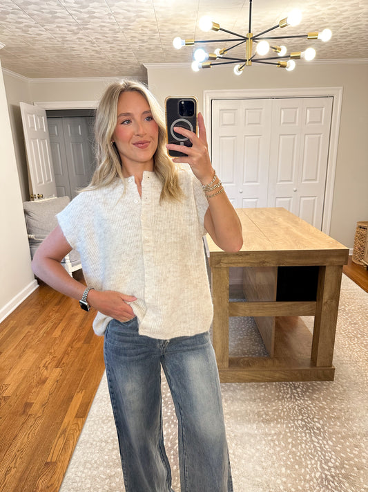 Liza Sweater Vest- Oatmeal