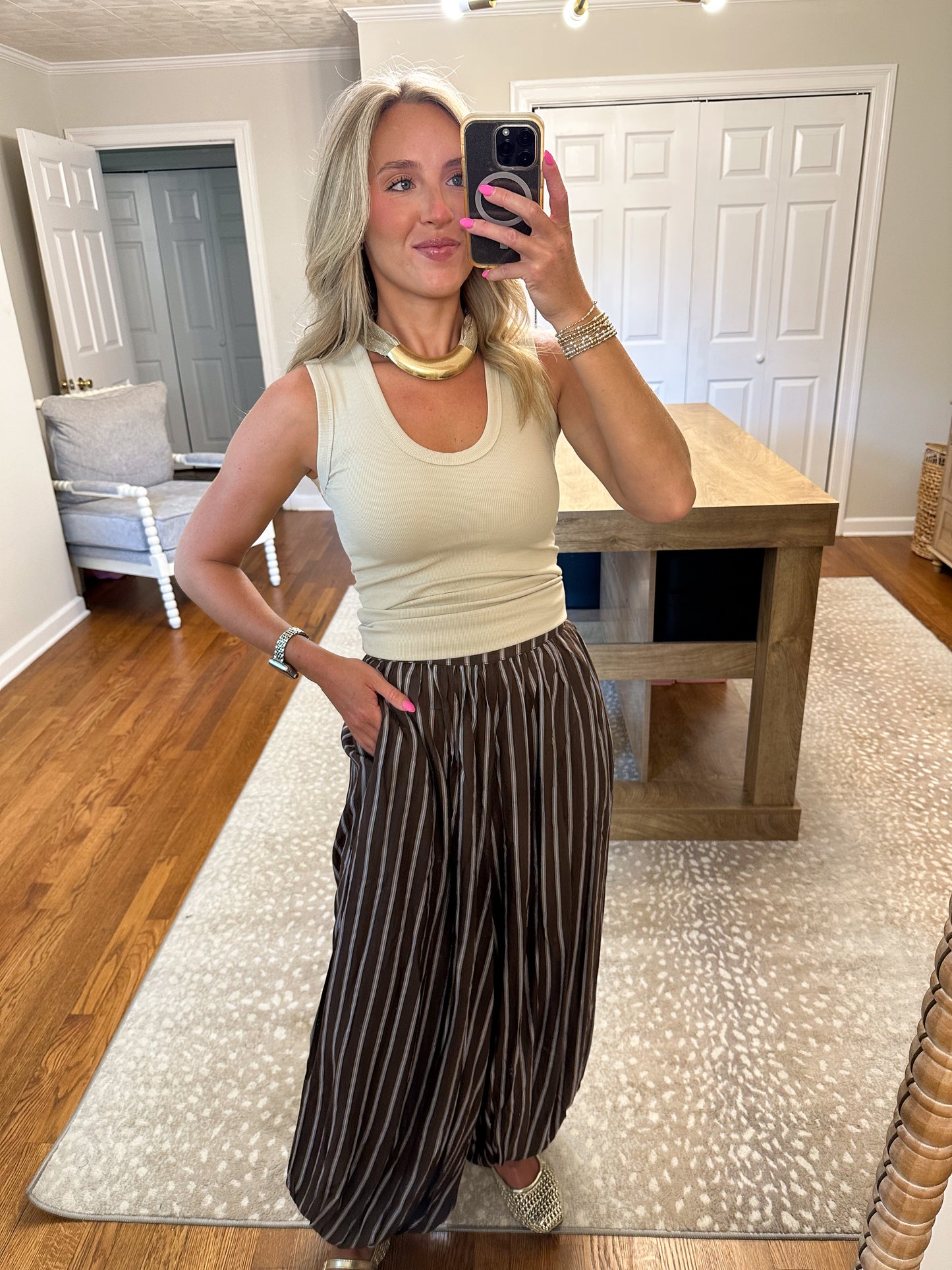 Lacey Balloon Pants- Brown