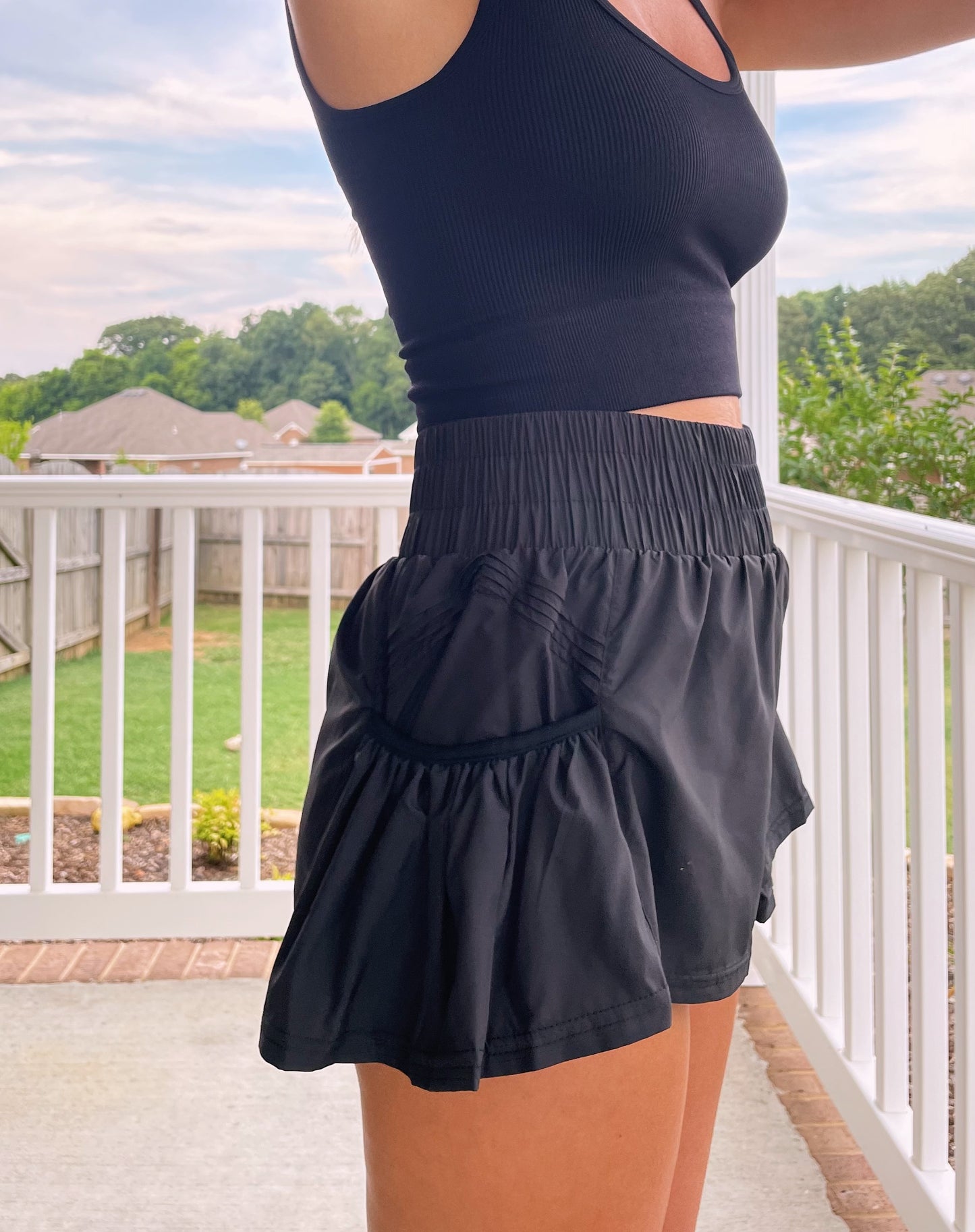 The Flirty Short- Black