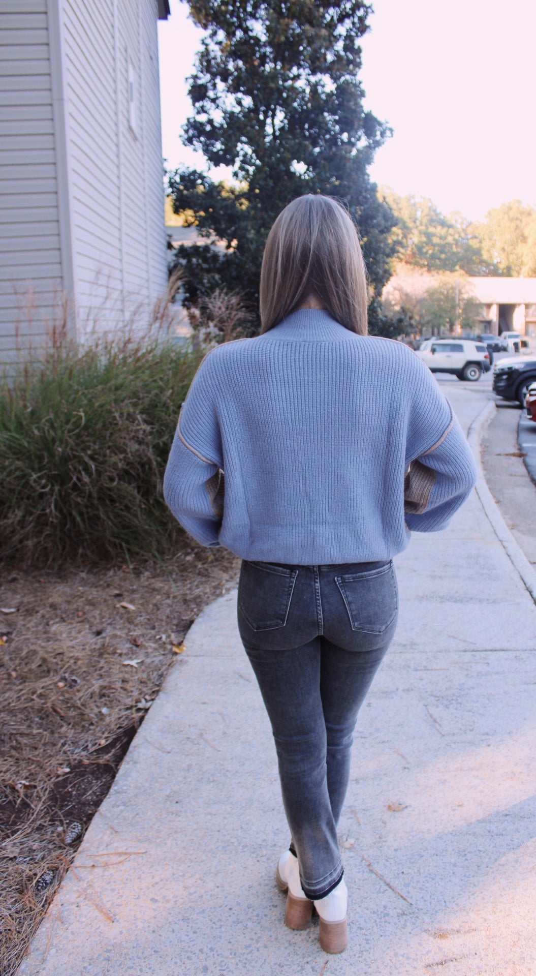 Amelia Sweater- Tan/Blue