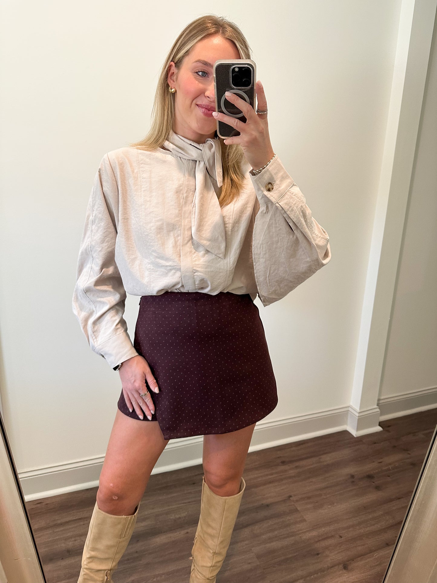 Monica Skort- Burgundy