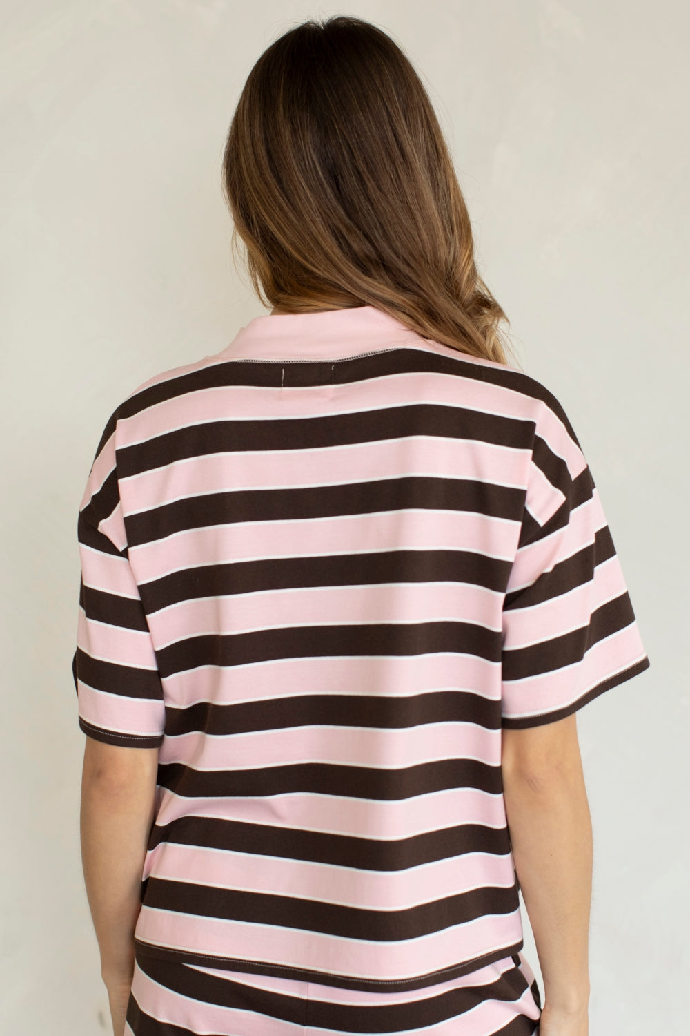 Sheila Mock Neck Tee- Pink/Brown