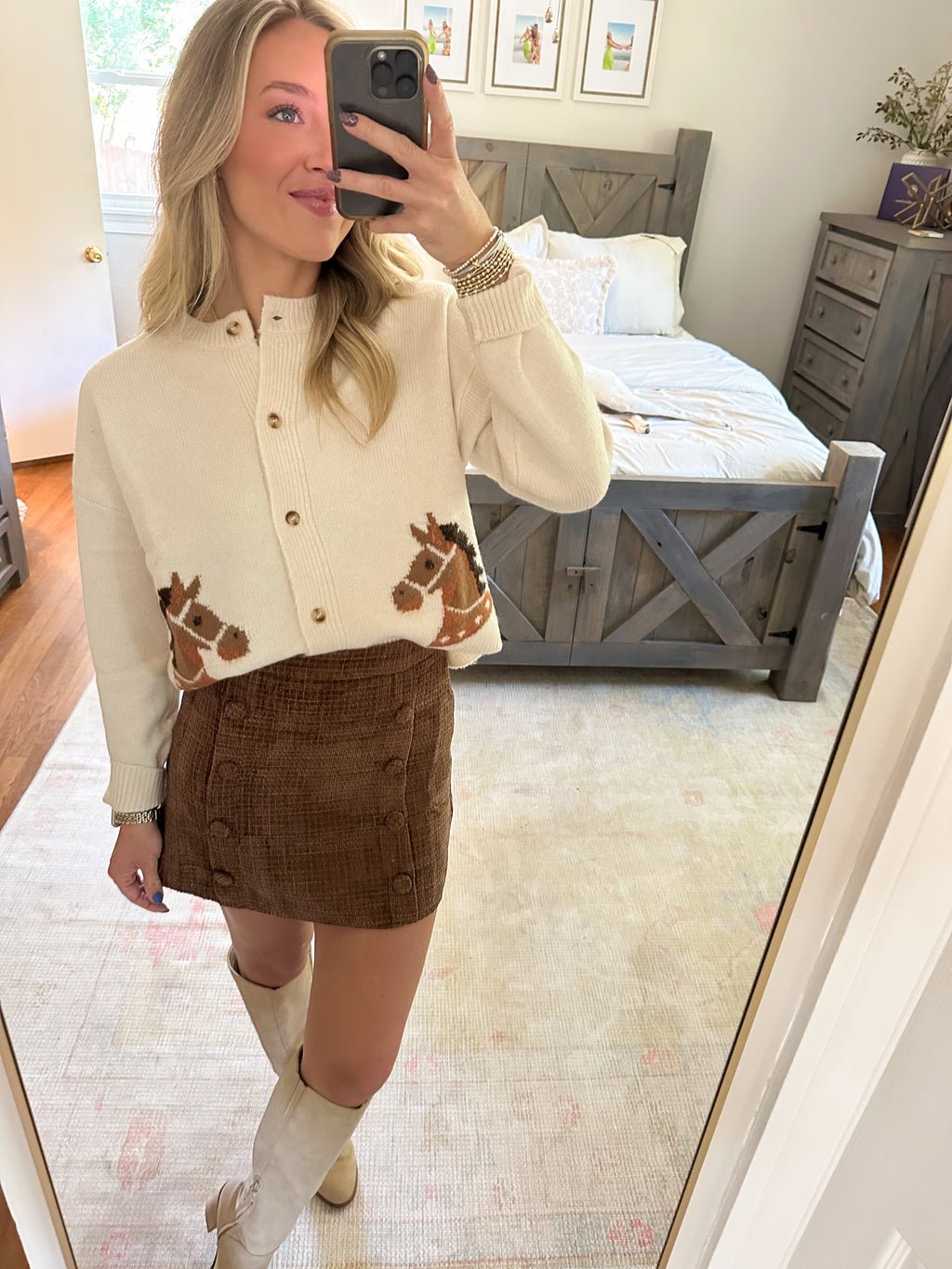 Horse Sweater- Cream