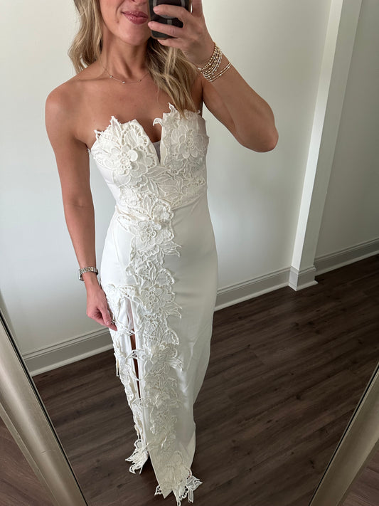 The Belleview Garden Dress- White