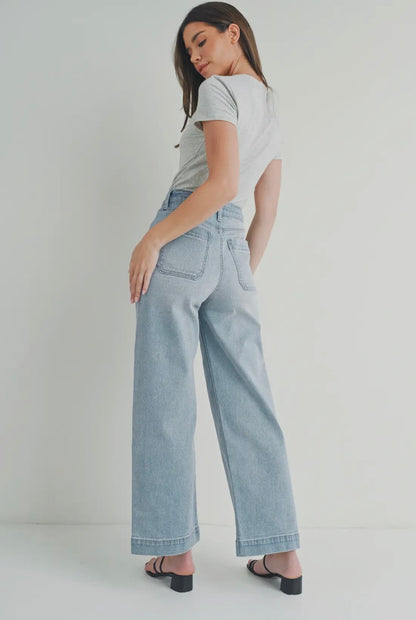 Eve Utility Jean- Light Wash