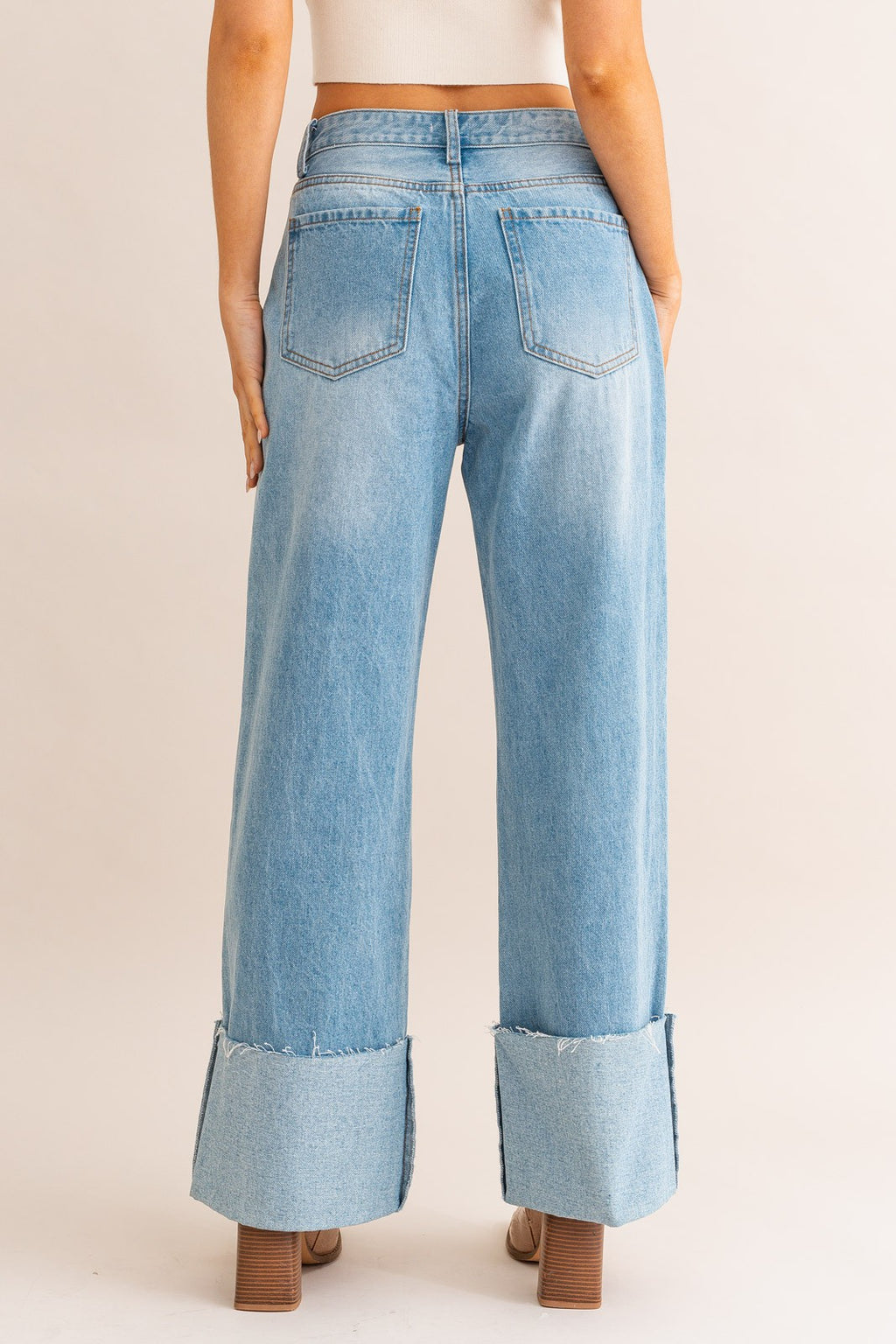 Wide Leg Cuffed Jean