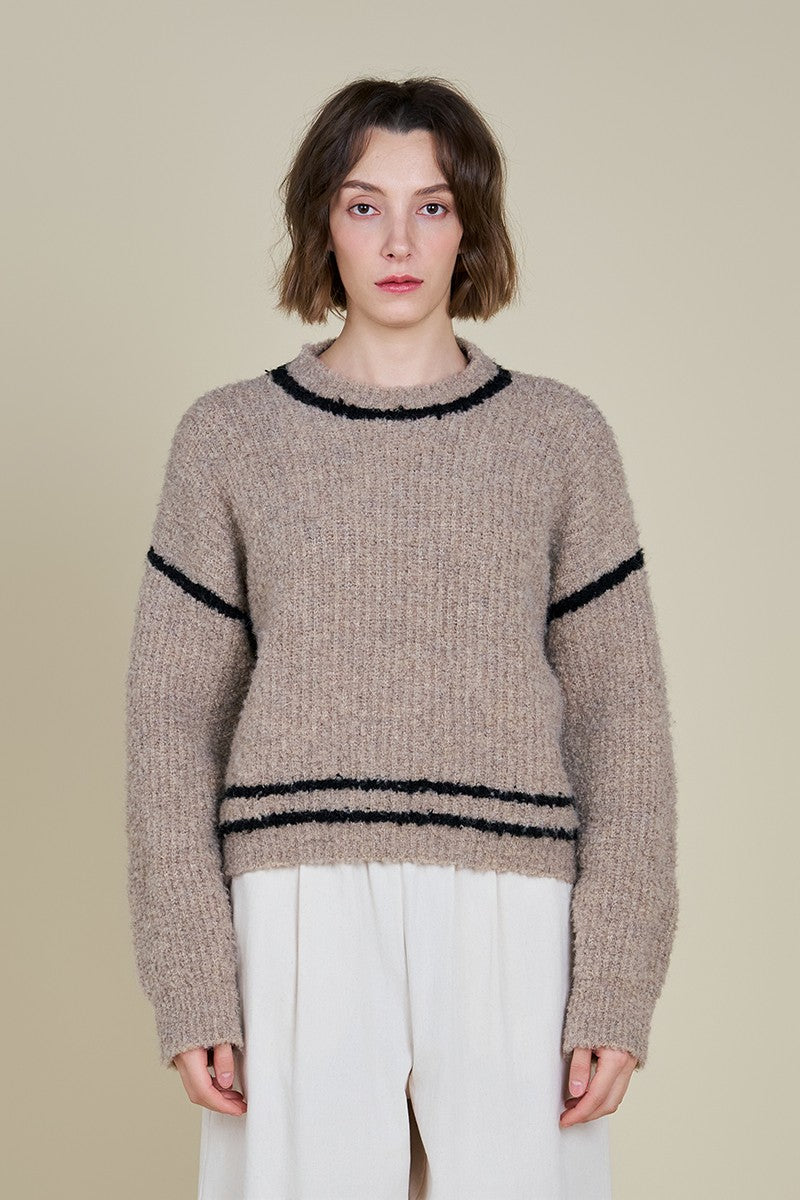 Contrast Outline Sweater- Oat/Black