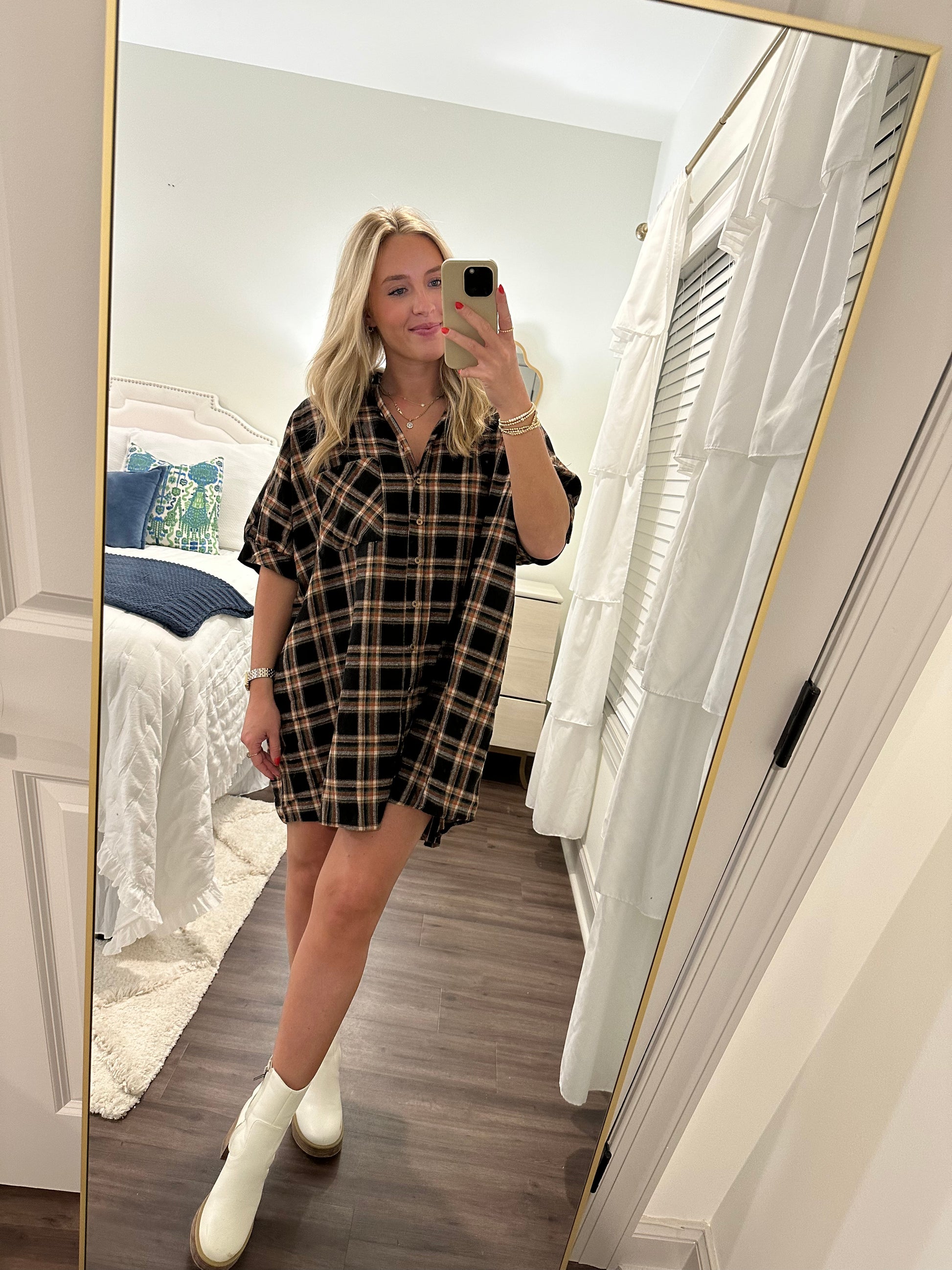 oversized flannel dress Oversized flannel shirt dress in blue check pattern