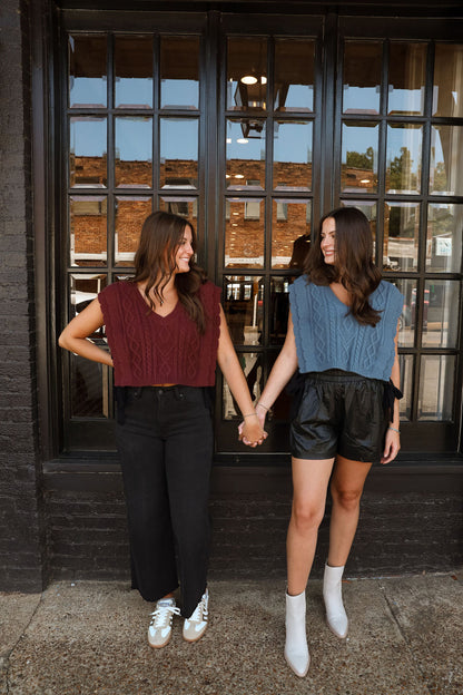 Scalloped Knit Vest- Burgundy