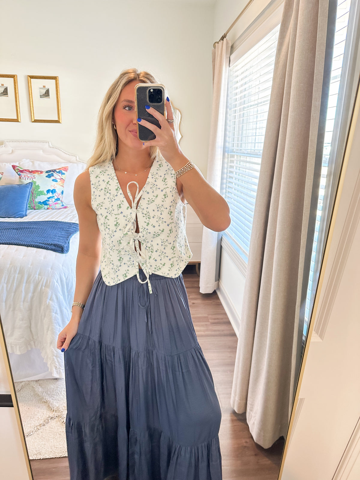 Daisy Tie Vest