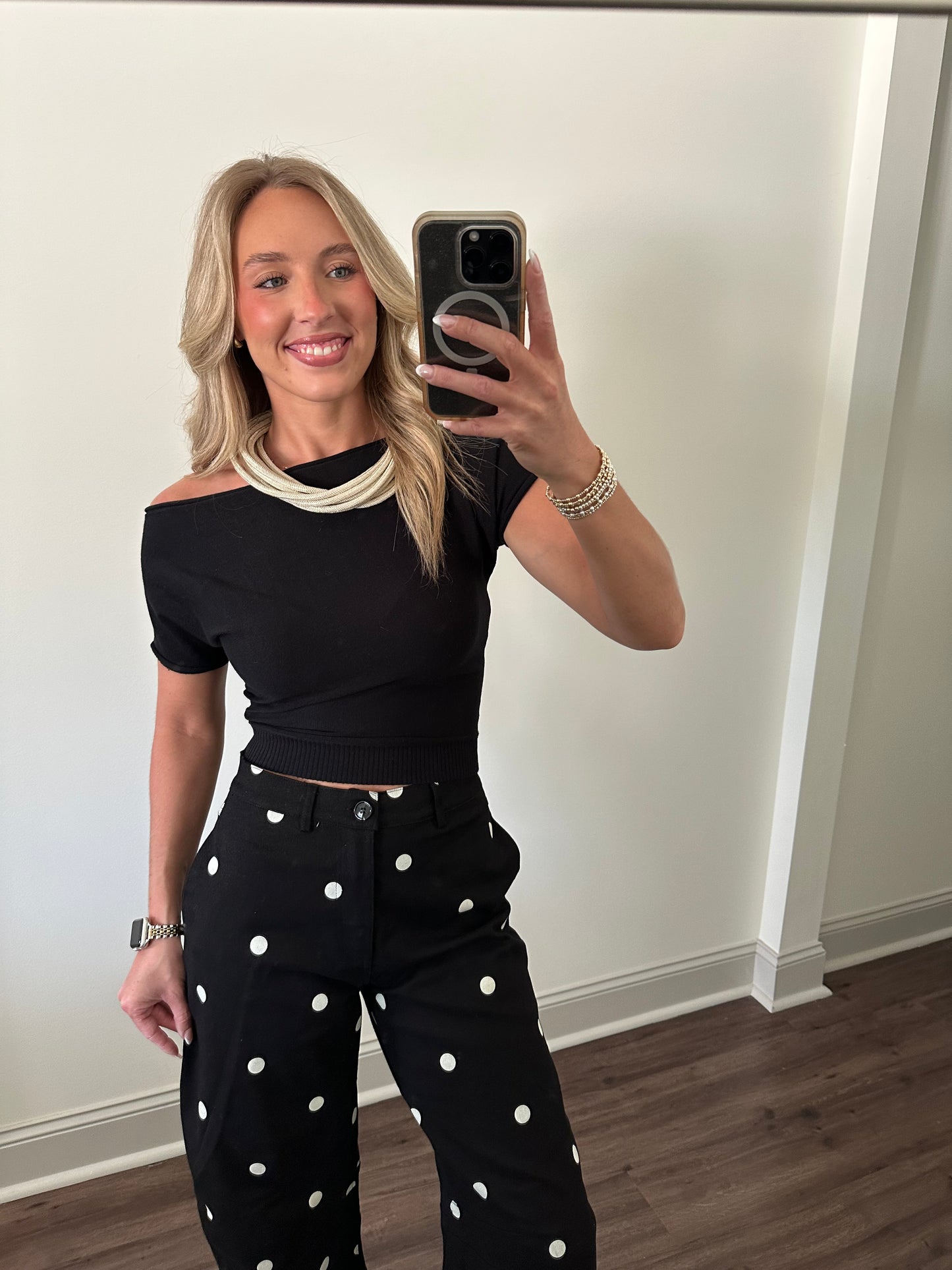 Angela Boat Neck Cinched Tee- Black