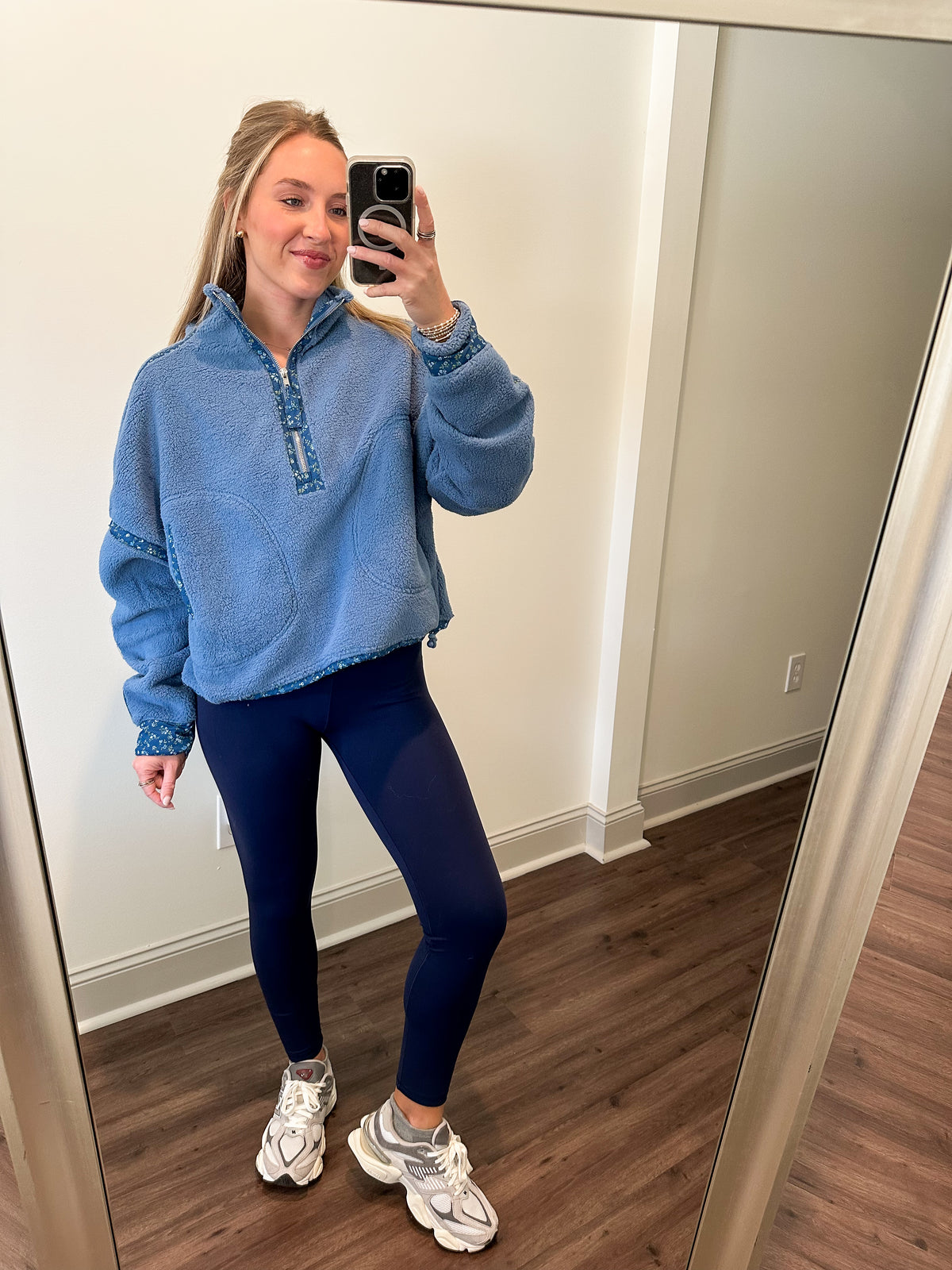 Nora Sherpa Pullover- Blue