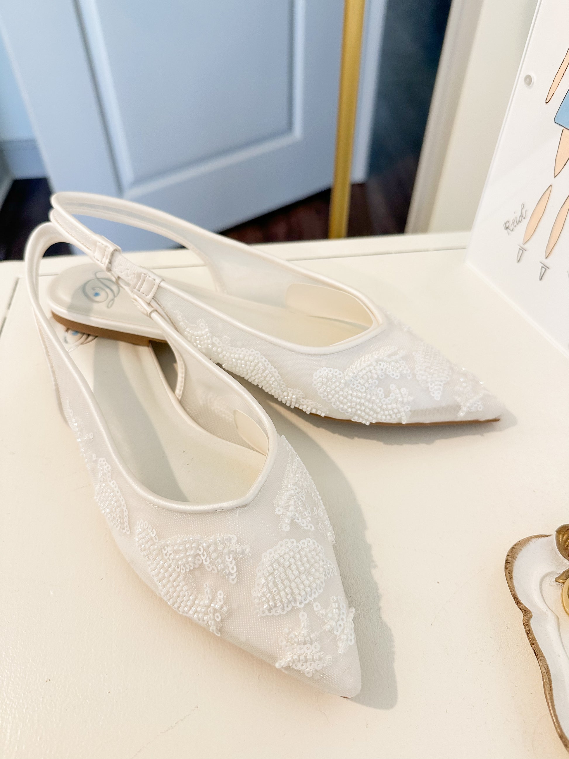 Liv Mesh Flat- White