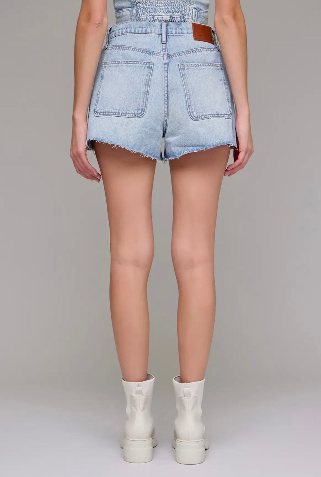 Ava Denim Shorts- Light Wash