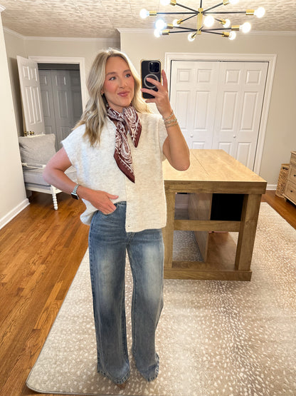 Liza Sweater Vest- Oatmeal