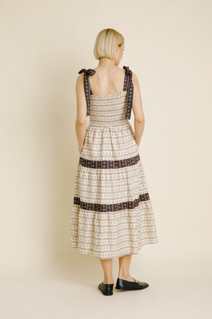 Izzy Floral Maxi- Ivory