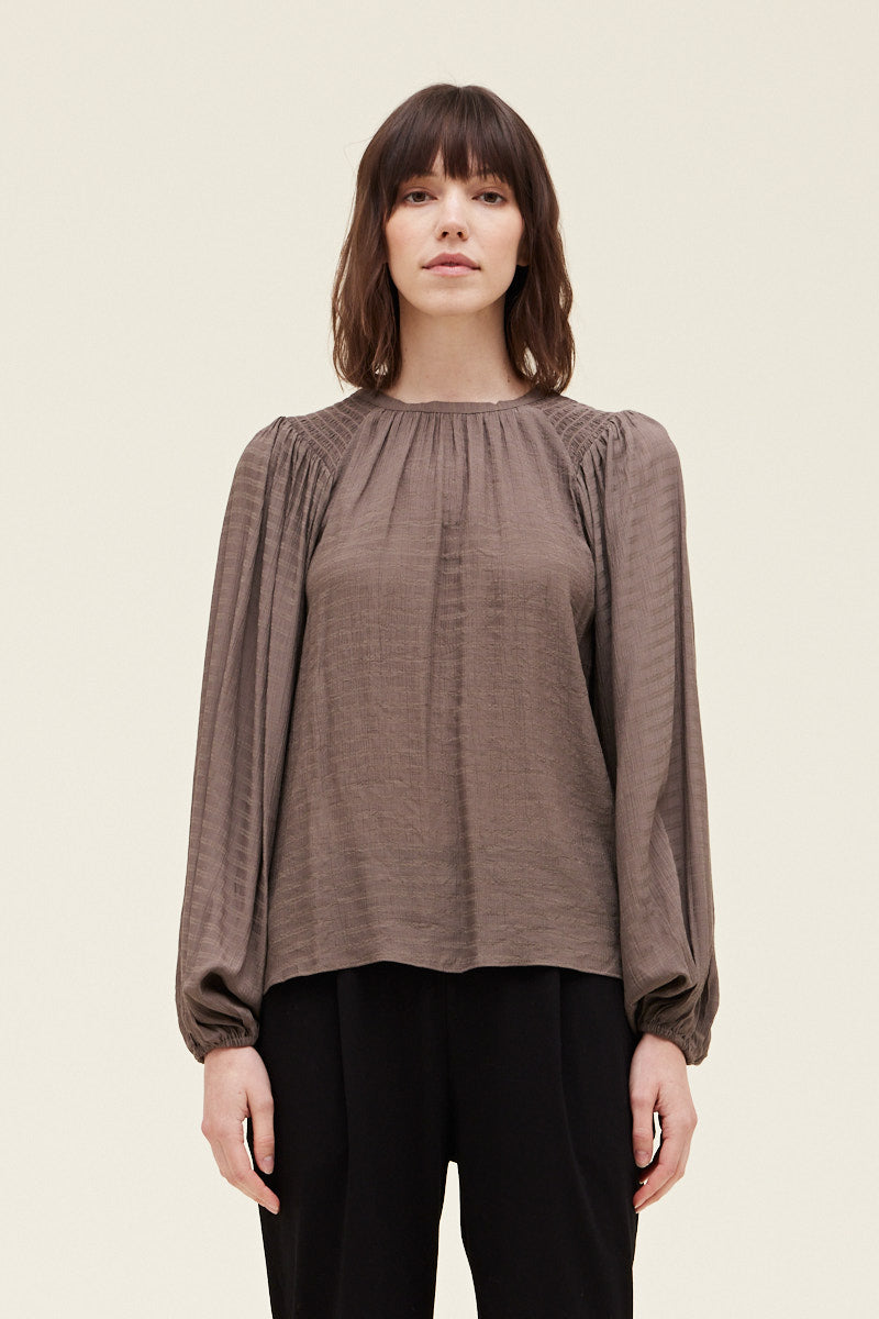 Pleated Sleeve Top– Umber