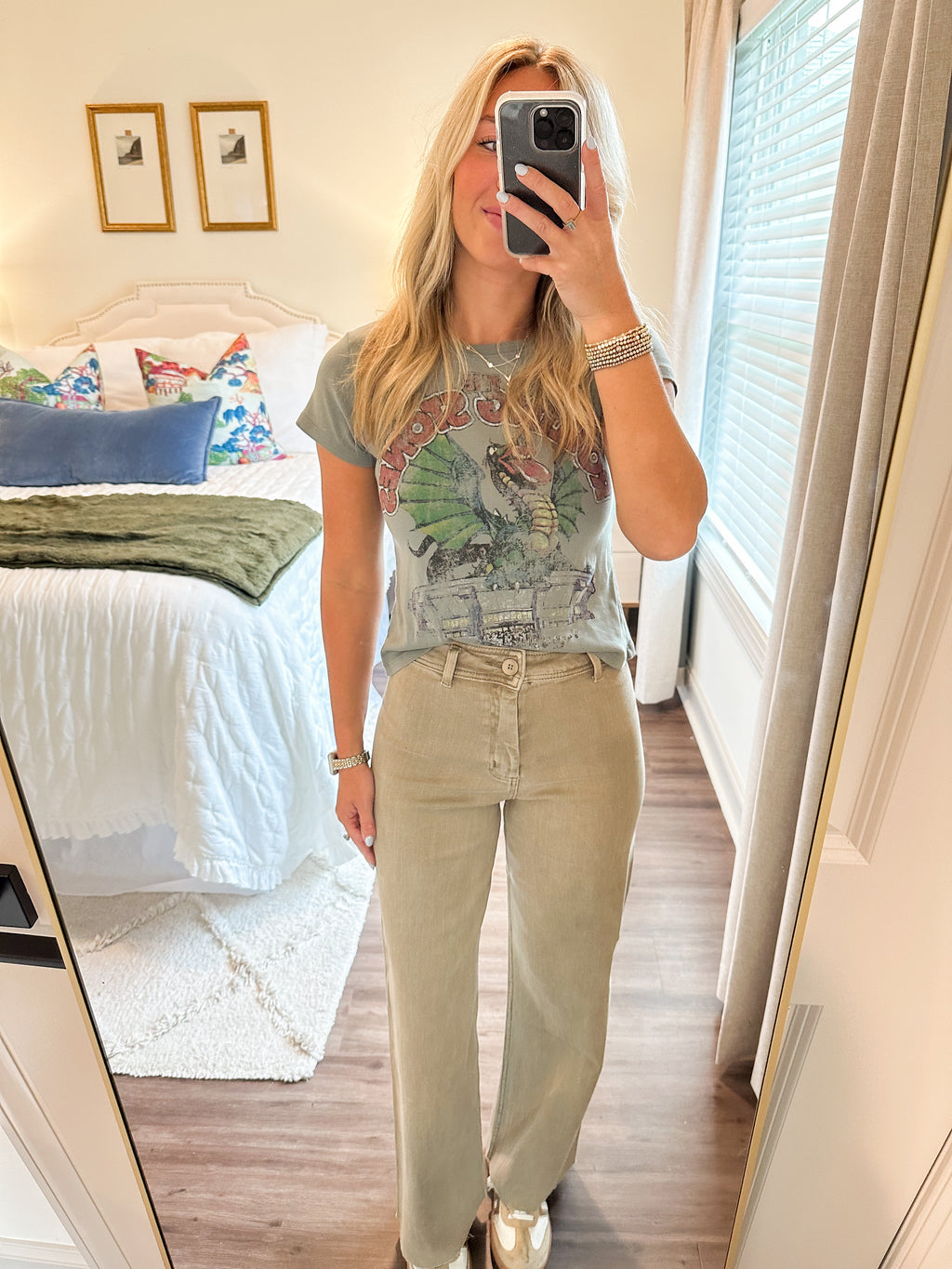 Stone Wide Leg Jean
