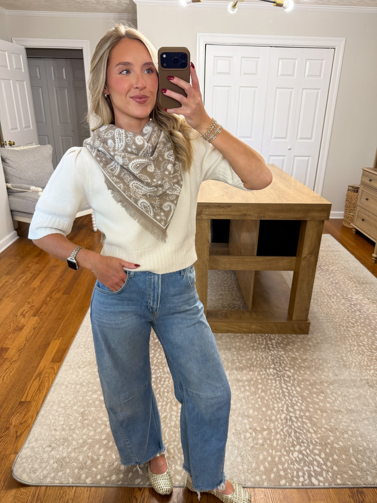 Triangle Paisley Knit Fringed Scarf- Tan