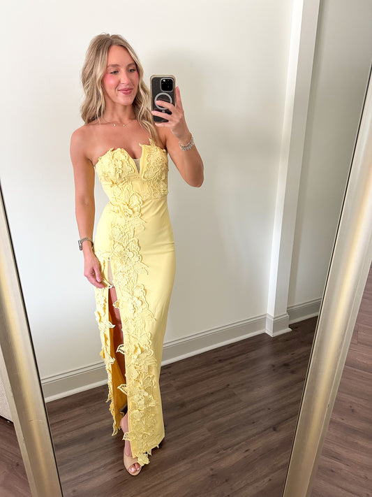 The Belleview Garden Dress- Yellow