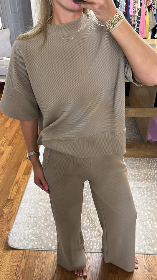 Ribbed Round Neck Tee & Pants Set- Cocoa