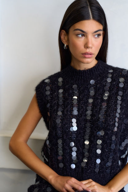 Kacey Sleeveless Sweater Top- Black