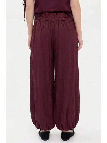 Silky Balloon Leg Pants- Wine