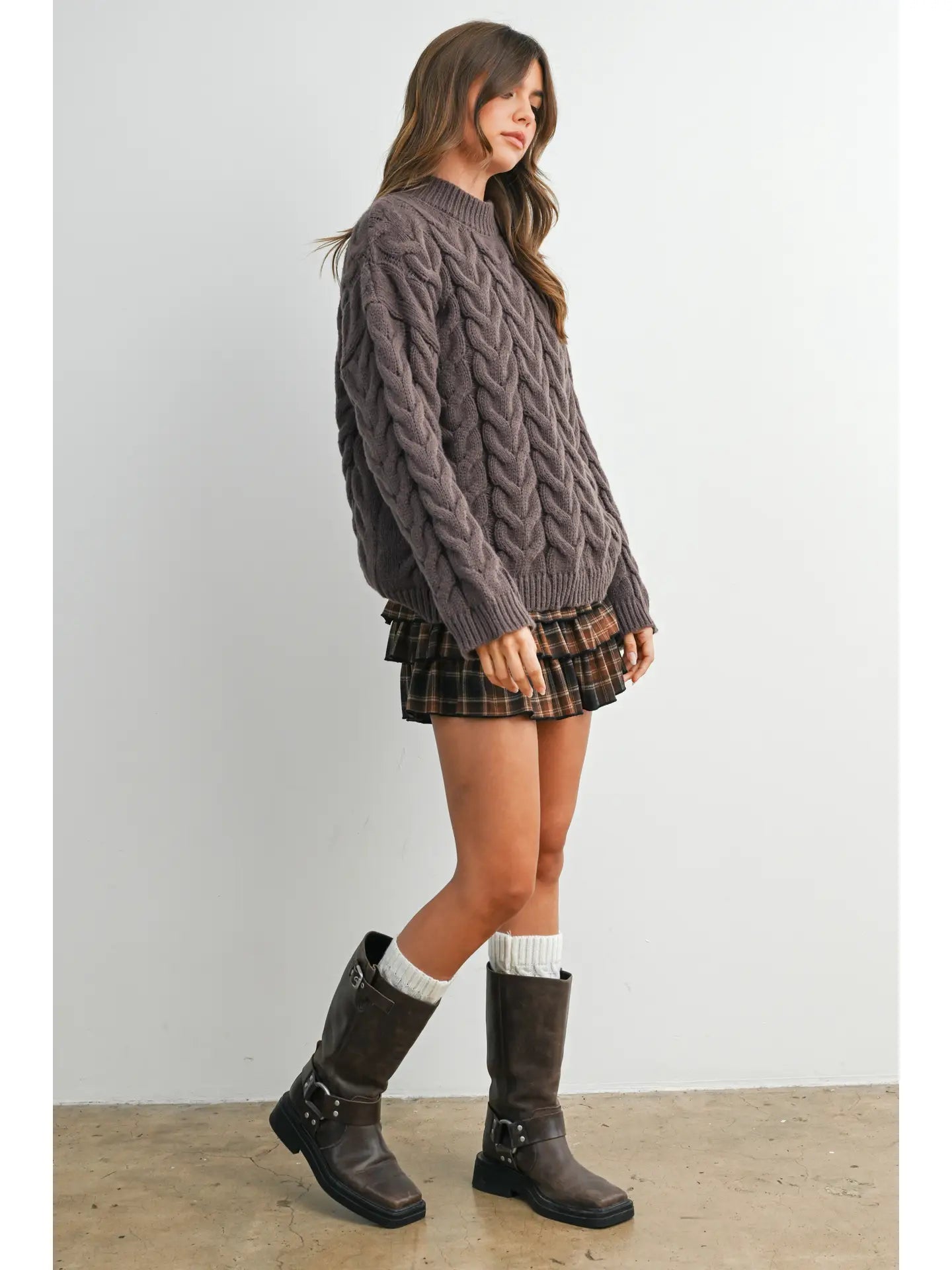 Cable-Knit Long Sleeve Sweater- Brown