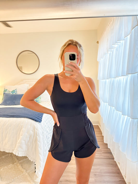 Active Shortsie- Black